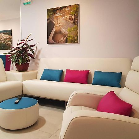 Hotel Avenida Plaza Alzira Luaran gambar