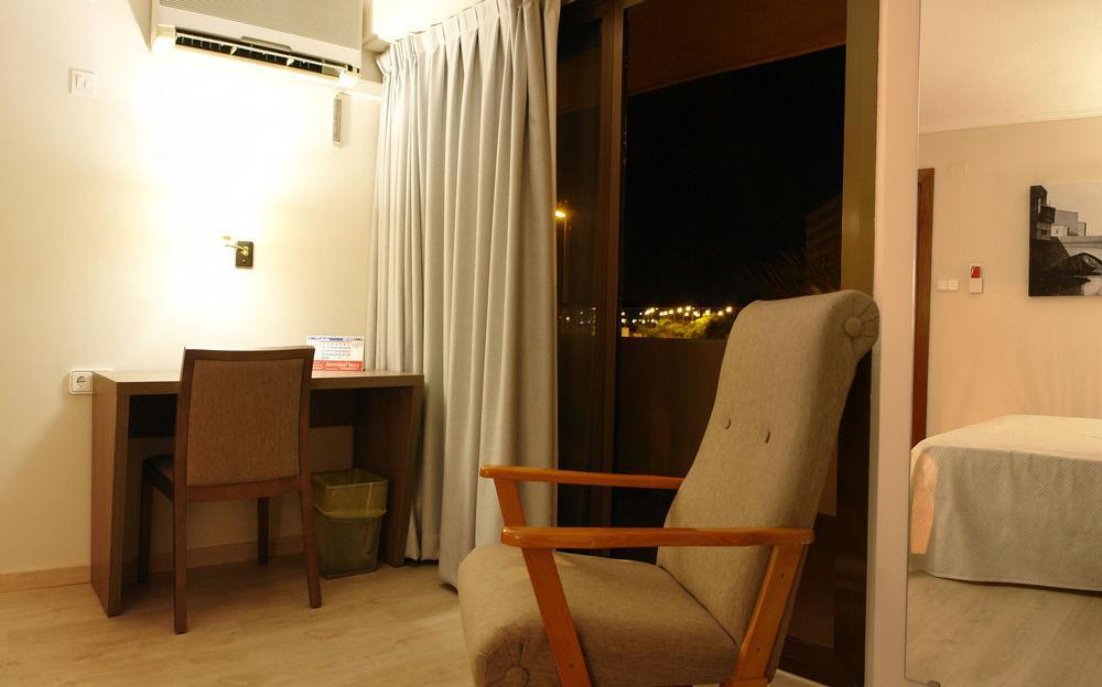 Hotel Avenida Plaza Alzira Luaran gambar